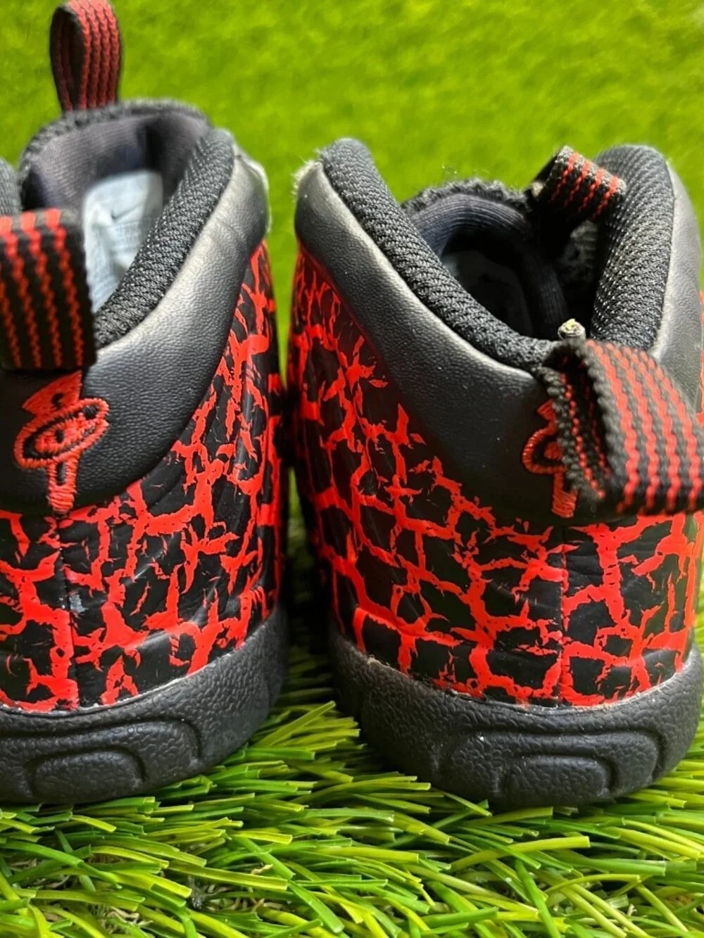Nike Little Posite One Boys Size 9C‎ Black Red Athletic Leather Shoes Sneakers